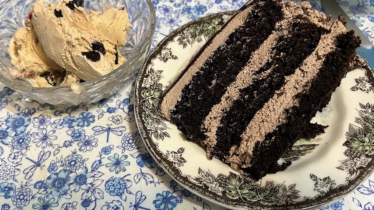 Gateway Centre – cake shop in Cerney Wick, Cricklade